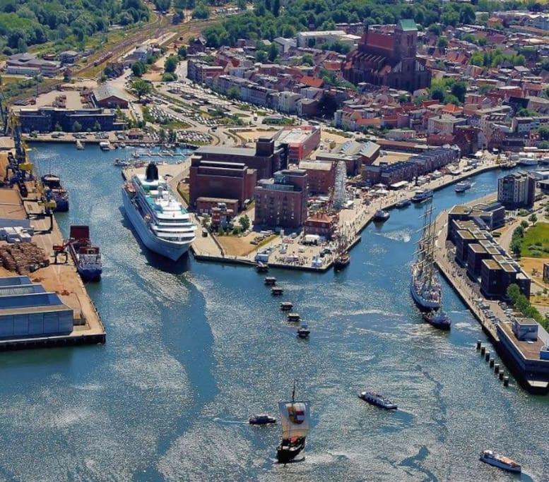 Historischer Ohlerich Speicher Hafen Wismar Ap.18 Esterno foto